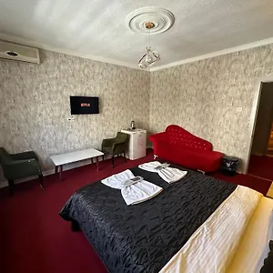  Otel Enjoy House Boutiqe